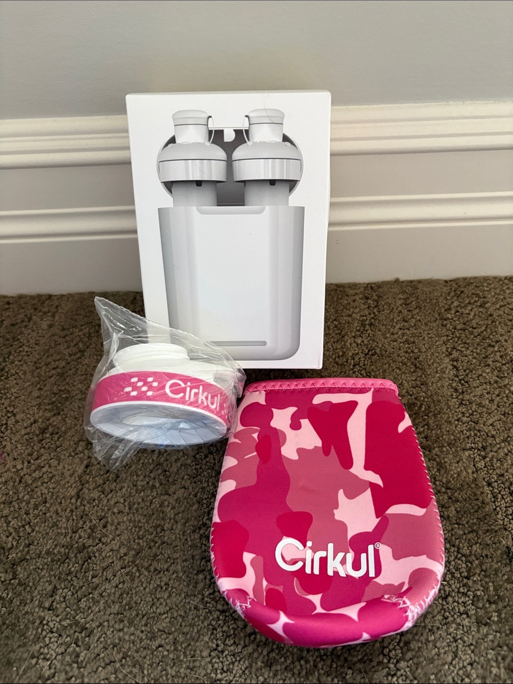 Cirkul water bottle accessories Pink Camo sleeve, lid and sips holder